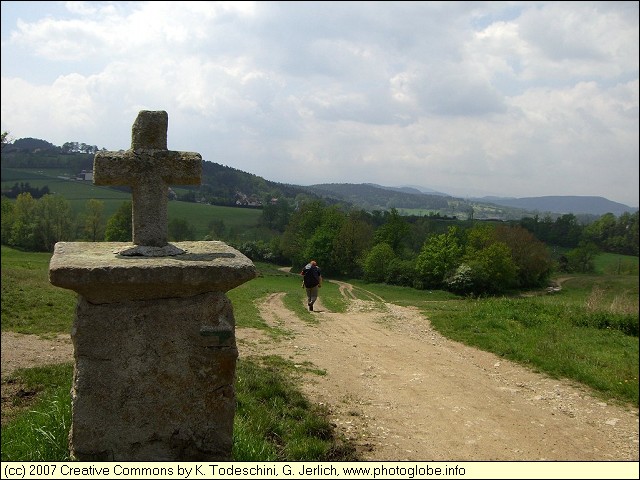 Between Saint-Julien-Chapteuil and Le Puy