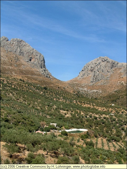 Pass over Sierra de Almijara